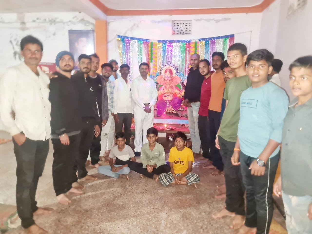 श्री शंभुराजे गणेश मंडळाची आरती गजानंद बोहरा यांच्याहस्ते