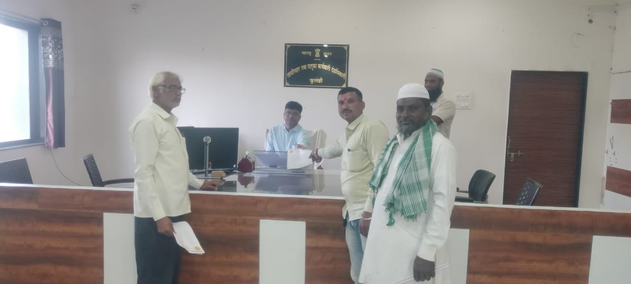 रयत शेतकरी संघटना महाराष्ट्र राज्याचे संस्थापक अध्यक्ष यांच्या मार्गदर्शनानुसार येथील देवगिरी सहकारी साखर कारखाना आ सा यानातून काढून बंद असलेला कारखाना सुरू करणे !