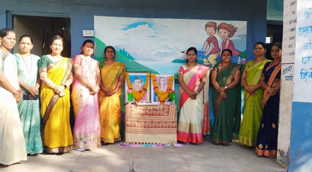 रेणुका महिला विकास सेवाभावी संस्था संचलित शारदा सुमन प्राथमिक आणि माध्यमिक शाळेमध्ये महिला दिन उत्साहात पार पडला.